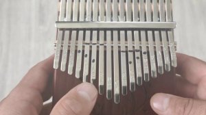 Как играть на калимбе. Несколько простых способов. Урок 1.