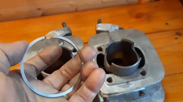 Подгоняем и собираем поршневую мотоцикла Иж Юпитер 5. Эксперимент с новодельными поршнями. смотреть онлайн