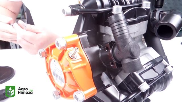 Обзор мембранно-поршневого насоса BP-125 Comet для прицепного опрыскивателя с шириной до 18 метров.