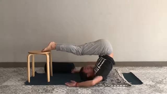 Халасана (поза плуга). Николай Шименков . смотреть онлайн