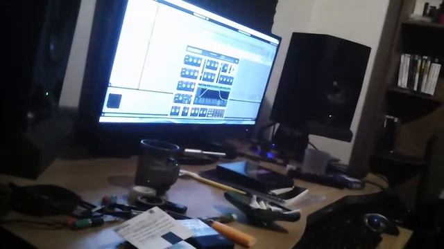 Moombah Rock Lesson with #Planet H (Studio Session). смотреть онлайн