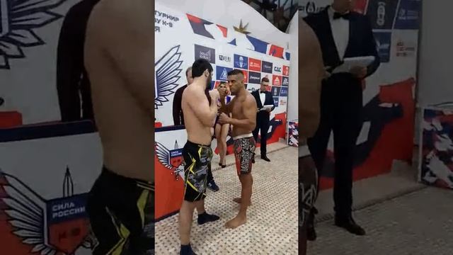 Мэтиас Кампи и  Омаргаджиев Гаджи face to face