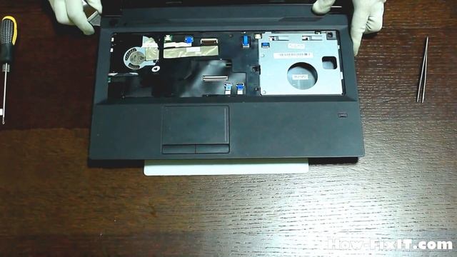 How to disassemble and clean laptop Lenovo V580, V585 смотреть онлайн