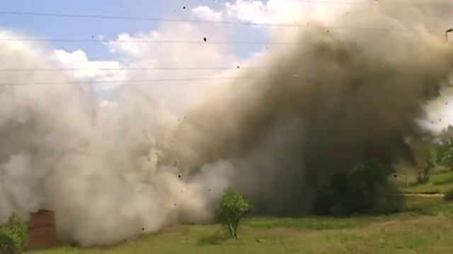 ВСЕМ СМОТРЕТЬ СУПЕР ТРУБА 160 МЕТРОВ ПАДАЕТ смотреть онлайн