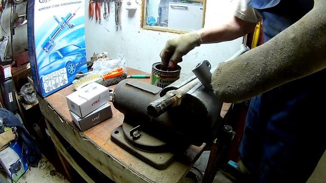 ЗАМЕНА РУЛЕВЫХ НАКОНЕЧНИКОВ И ВТУЛОК РУЛЕВЫХ ТЯГ НА КАЛИНЕ, ГРАНТЕ, ВАЗ 2110-12, ПРИОРЕ И Т.П. смотреть онлайн