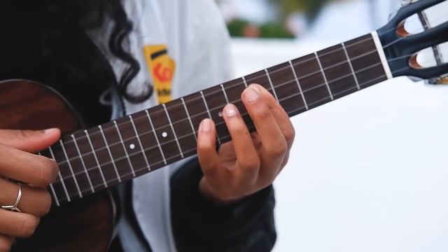 Shape Of You Ukulele Fingerstyle Cover | WITH TABS смотреть онлайн