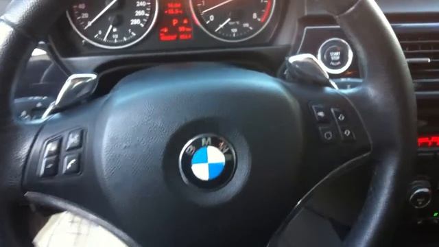 Видео обзор БМВ 325i 2010 Автомат Белого цвета смотреть онлайн