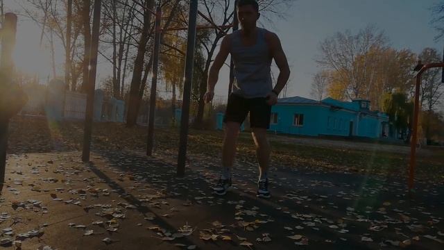 Как накачать грудные мышцы. Без железа смотреть онлайн