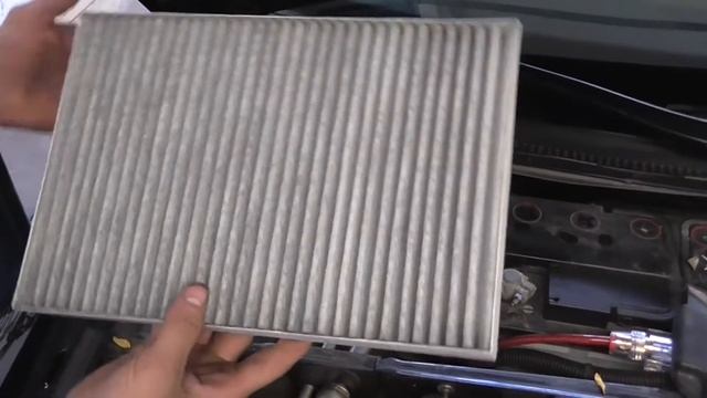 Audi A4 Innenraumfilter Wechseln | Audi A4 Cabin air filters to change | VitjaWolf | Tutorial | HD смотреть онлайн