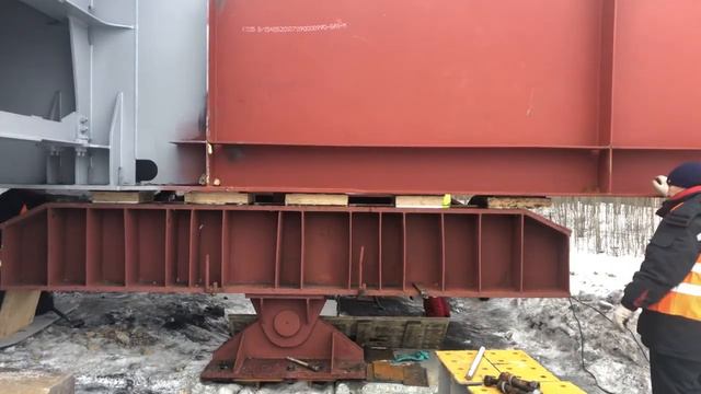 Надвижка пролетного строения автодорожного моста через Транссиб, Кемеровская обл. смотреть онлайн