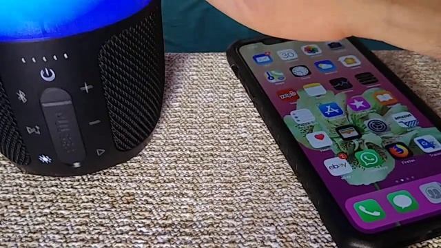 How to pair JBL Pulse 3 bluetooth speaker to Iphone XS Max смотреть онлайн
