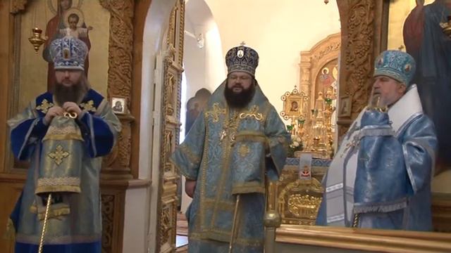В Свято-Троицком соборе г.Вязьмы состоялись торжества в честь иконы Божией Матери «Иверская» смотреть онлайн