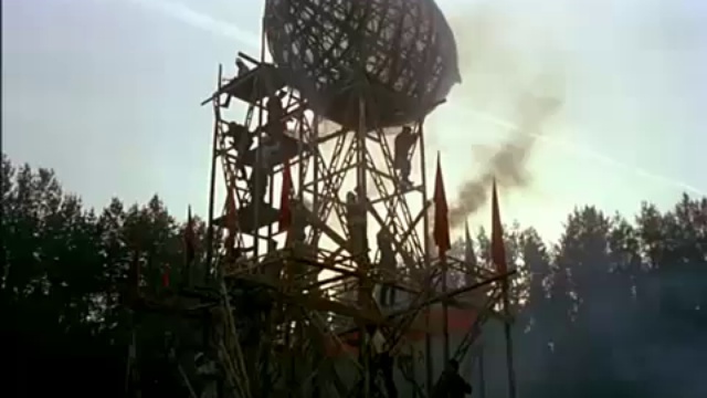 Утомленные солнцем (трейлер) смотреть онлайн