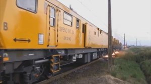 Изучаем поезда и железнодорожный транспорт. Локомотивы и вагоны для детей и малышей. Железная дорог