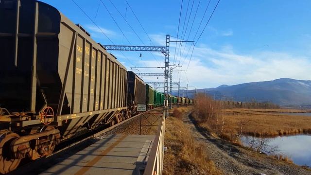 Грузовые поезда на Транссибе. Freight trains on the Trans–Siberian Railway (часть 25) смотреть онлайн