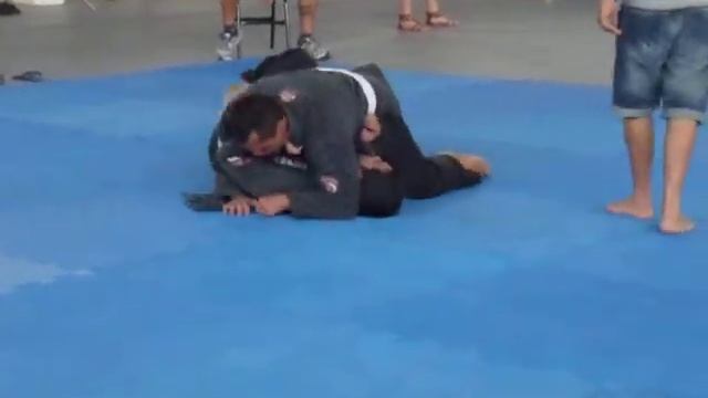 Marquinhos x Diego Final ate 94 kg Jiu Jitsu смотреть онлайн