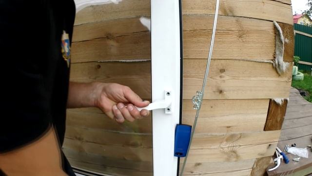 Как установить двухстороннюю ручку на пластиковую дверь (балконную) или окно. смотреть онлайн