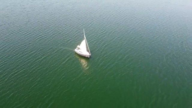 Самодельная яхта Кроха на воде смотреть онлайн