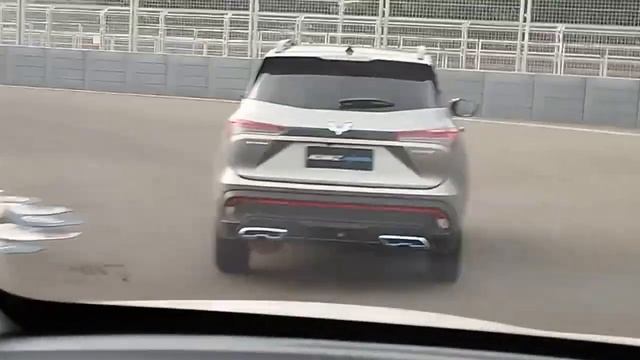 YANG 1.5 TURBO BOROS⁉️ INI BISA 19 KM/LITER WULING ALMAZ HYBRID 2022‼️ TEST DRIVE смотреть онлайн