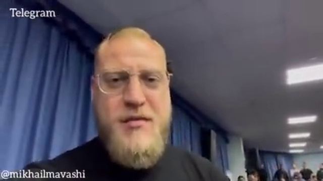 Колоссальная поддержка и крутая встреча в Москве - Миша Маваши смотреть онлайн