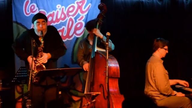 Sarah_Michel Zenino 4tet смотреть онлайн