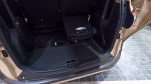 【TOYOTA　Sienta G Safety Edition 2】 ベージュ　7人乗り　ガソリン車