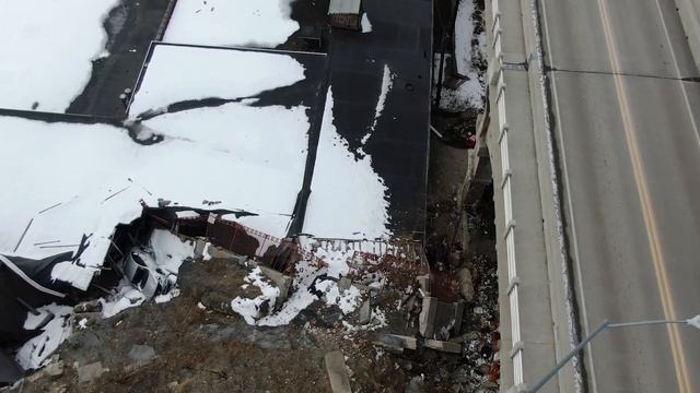 Aerial views from catastrophic wall collapse in Harrisburg that occurred more than 4 years ago смотреть онлайн