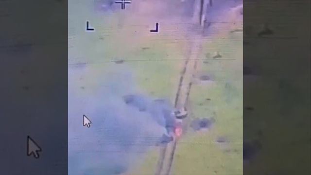 ザポリージャで対戦車ミサイルがレオパルト2A6戦車の砲に命中！既にロシアが回収。NATOはドイツのレオパルト2A4で炎上するM2 ブラッドレーを突撃結果は…火災拡大！#ミサイル命中 #戦車.mp4 смотреть онлайн