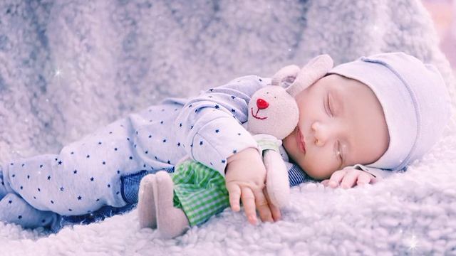 Дуа если ребёнок плачет по ночам аят от сглаза-шариатское Рукъйа которое поможет вам по воле Аллаха