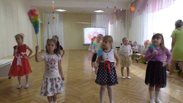 Утренник "День Матери". Funny Family Minsk. Весёлая семья Минск смотреть онлайн