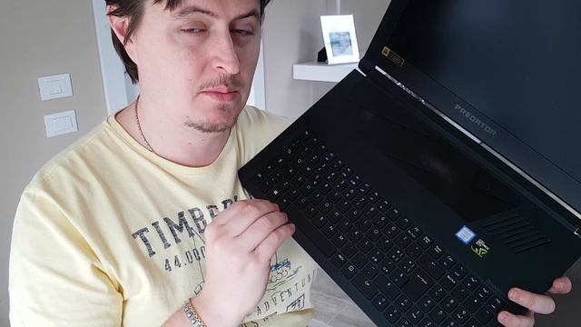 Amore a prima vista - Recensione Acer Triton 700 смотреть онлайн