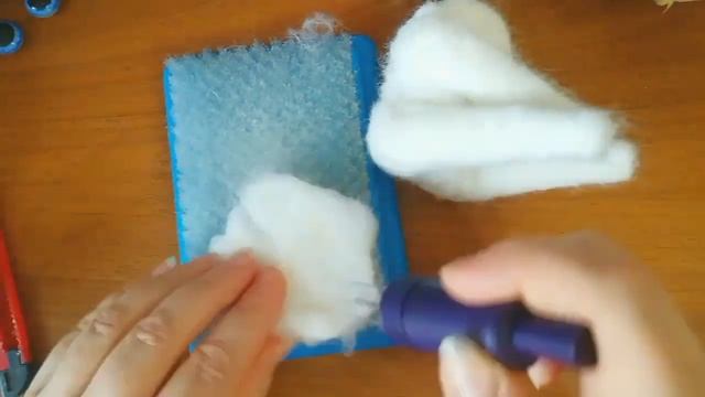 Валяние игрушки из шерсти. Часть 3-я. Голубая Коровка. #валяниеизшерсти смотреть онлайн