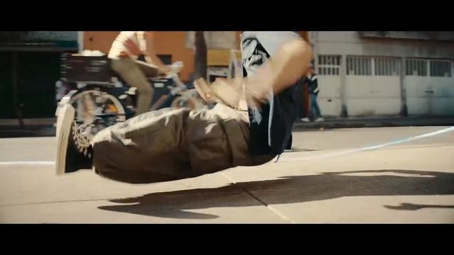 Air Pods Pro official trailer #Jump смотреть онлайн