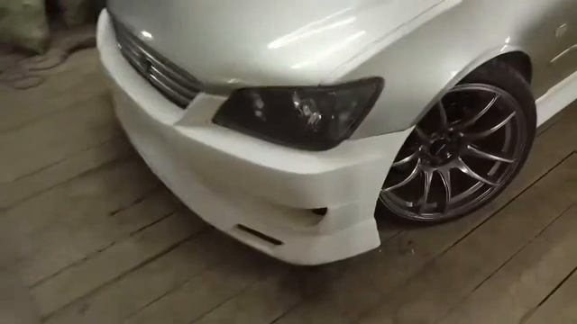 Видеообзор - Примерка переднего бампера Elixir и порогов VERTEX на Lexus is 200... смотреть онлайн