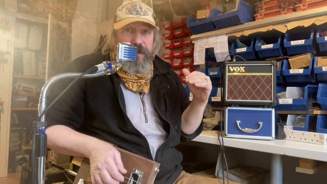VOX Mini3 G2 amplifier review by ChickenboneJohn смотреть онлайн
