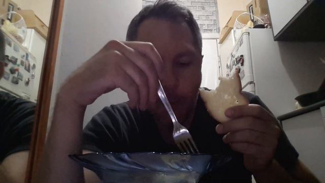МУКБАНГ. КУШАЮ КАБАЧКИ НУ ОЧЕНЬ ПЕРЧЁННЫЕ смотреть онлайн