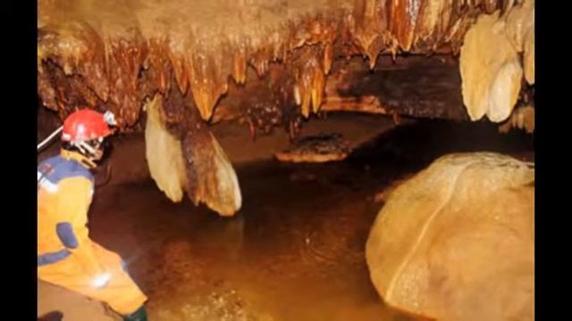 Buniayu Cave, Sukabumi, West Java, Indonesia - Best Travel Destination смотреть онлайн