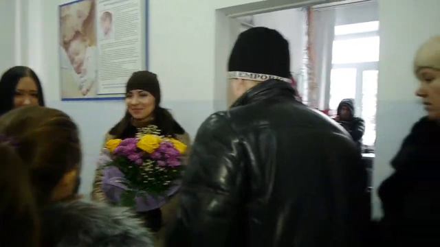 Выписка из роддома смотреть онлайн