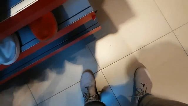 NIKE FACTORY OUTLET @ MARIKINA RIVERBANKS | JORDAN , VAPORMAX , AIRMAX | HYPEBEAST RARE SNEAKERS! смотреть онлайн