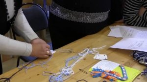 Мастер-класс «Плетение поясов на дощечках»