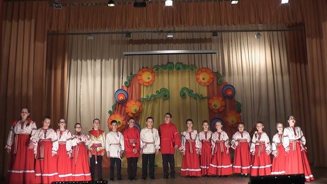 Детский образцовый фольклорный ансамбль "Родничок" смотреть онлайн