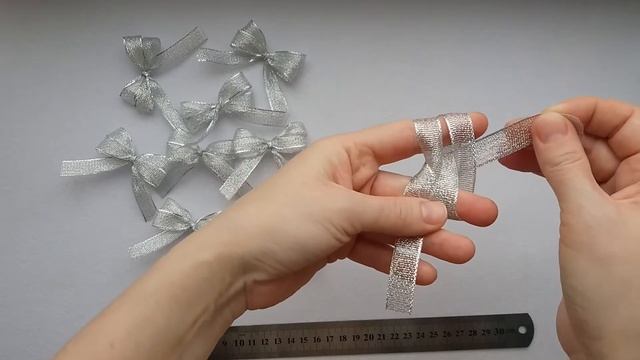 Супер-просто! Как завязать бант на пальцах из атласной ленты смотреть онлайн