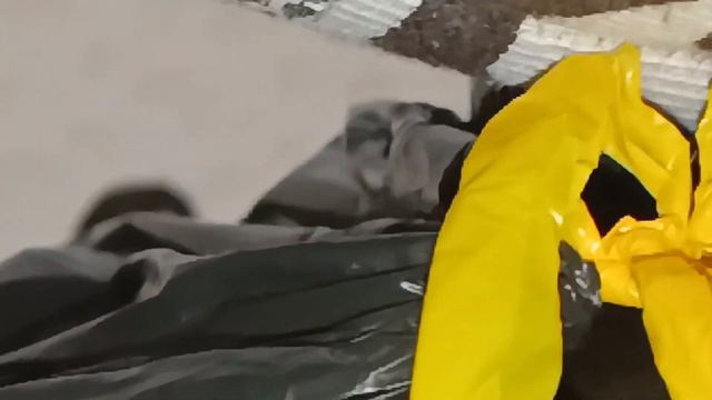 ДЕНЬ РОЖДЕНИЯ МОЕГО ДРУГА И ПРЯТКИ В БОЛЬШОМ ДОМЕ! смотреть онлайн