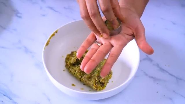 કંદોઈ જેવી સુરતની ફેમસ સુરતી ઘારી બનાવાની પરફેક્ટ રીત | Surti Ghari Recipe | Ghari| Gujarati Mithai