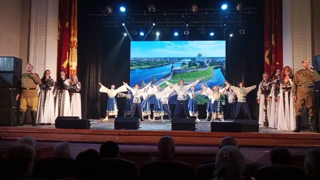 Гуляй душа+Радость - Россия, ты одна такая смотреть онлайн