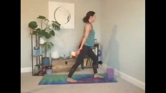 Jackie Chiodo Yoga: All Level Flow смотреть онлайн