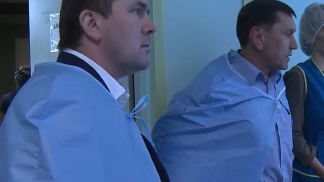 Мэр города Алексей Шмыков оценил масштабы и качество предприятия «Здравмедтех». смотреть онлайн