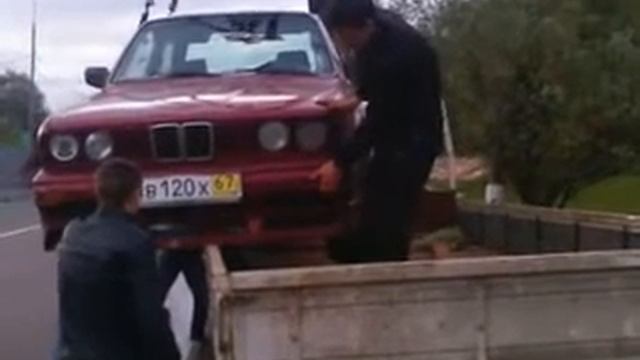 07:40 утра погрузка на эвакуатор смотреть онлайн