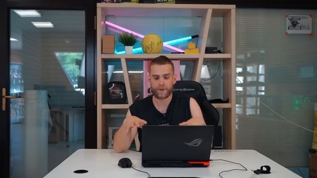 Я думаю, что он ей понравился ❤ #rog #strix смотреть онлайн