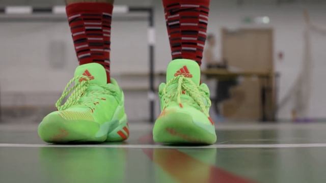 ДОН или ДНО? Обзор кроссовок adidas D.O.N. Issue #2 смотреть онлайн